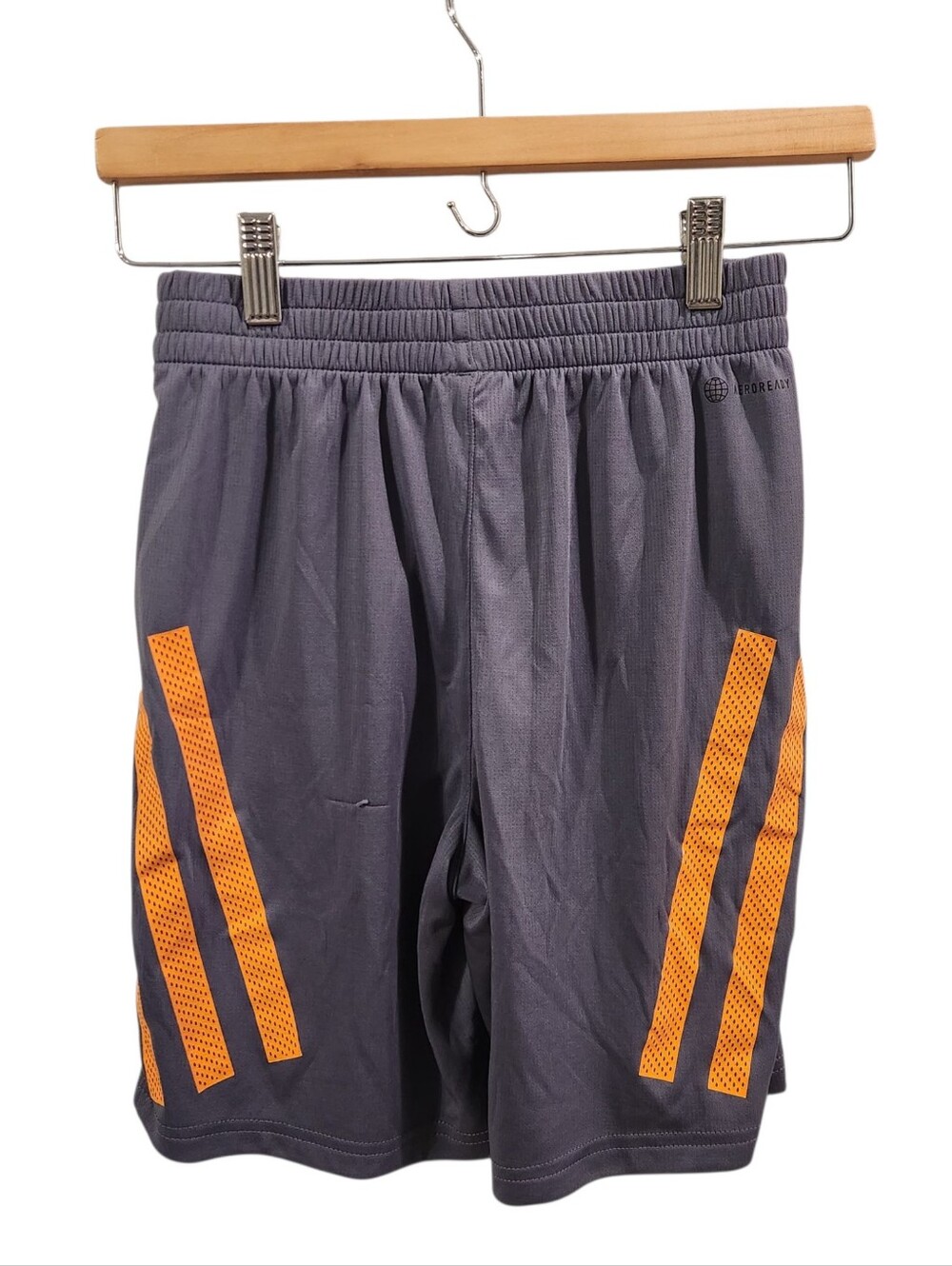 Boys Adidas Aeroready athletic shorts in size 10/12 - Picture 3 of 6